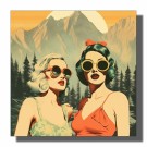 kvadratisk to retro damer foran fjell og skog , blågrønt og grønt hår med oransje topp og bøyle thumbnail
